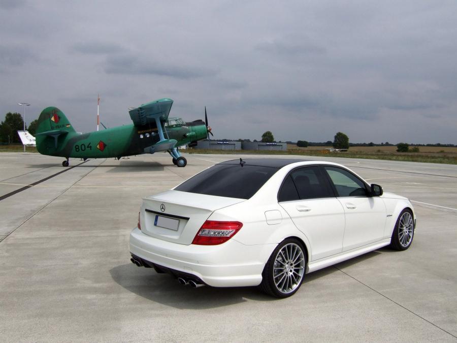  Mercedes-Benz C63 AMG by AVUS Perfomance 2009 года  (фото 3 из 15)